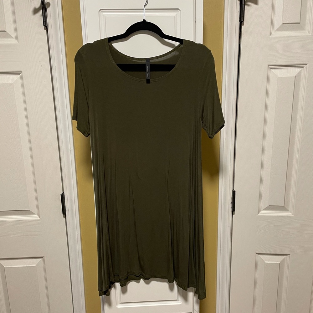 Women’s dress